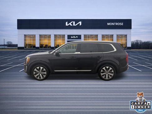 Used 2022 Kia Telluride EX w/ EX Premium Package image 8