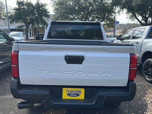 Used 2024 Toyota Tacoma SR image 6
