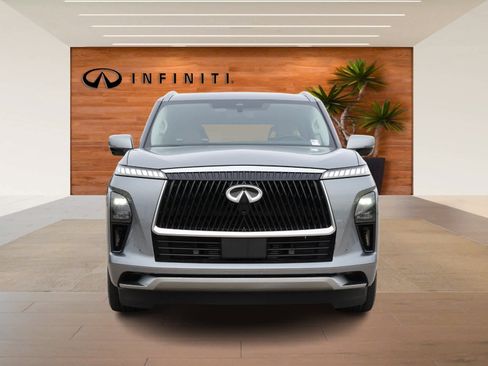 Certified 2025 INFINITI QX80 Sensory image 2