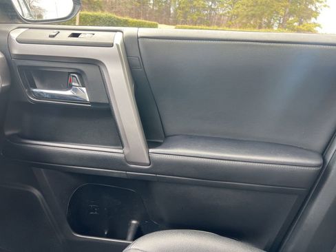 Used 2022 Toyota 4Runner TRD Sport image 28