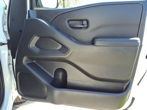 Used 2023 Nissan Frontier S image 24