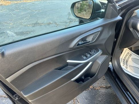 Certified 2025 Chevrolet Trax LS image 3