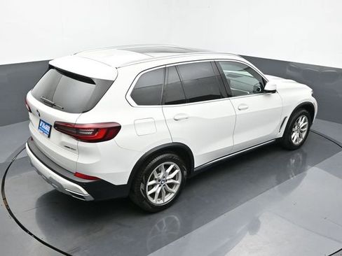 Used 2021 BMW X5 xDrive40i w/ Convenience Package image 17