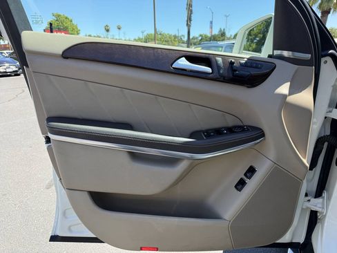 Used 2013 Mercedes-Benz GL 450 4MATIC image 10