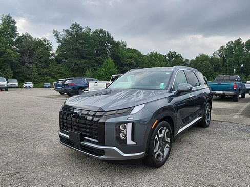 Used 2024 Hyundai Palisade SEL w/ Premium Package AWD/4WD image 1