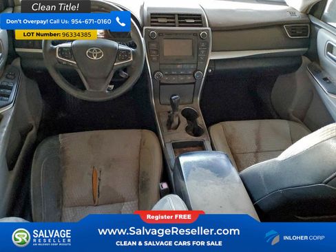 Used 2015 Toyota Camry SE FWD image 11