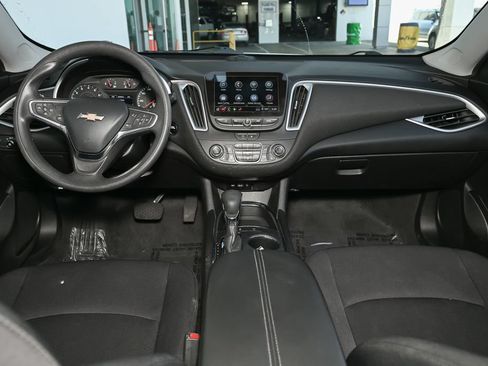 Used 2024 Chevrolet Malibu LT FWD image 22