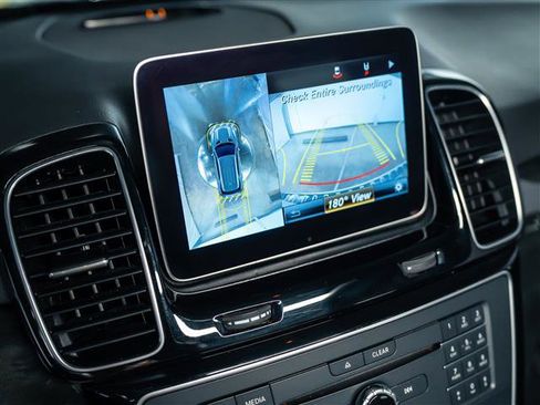 Used 2018 Mercedes-Benz GLE 350 image 27