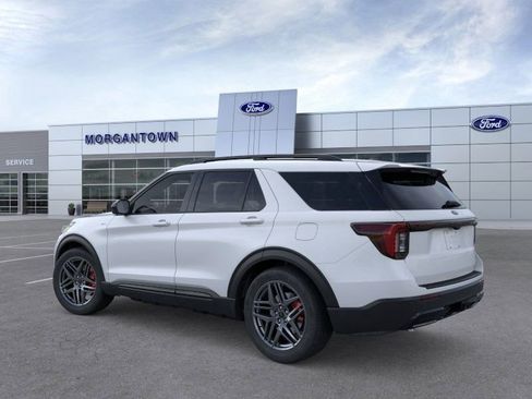 New 2026 Ford Explorer ST-Line w/ ST-Line Street Pack image 4