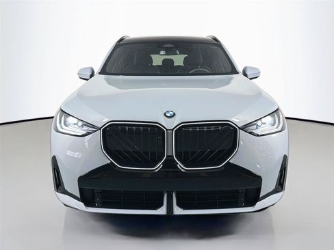 Used 2026 BMW X3 xDrive30i w/ Premium Package AWD/4WD image 2