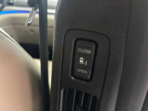 Used 2019 Honda Odyssey Elite image 38