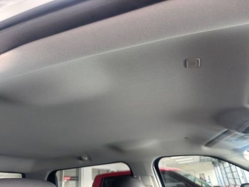 Used 2022 Toyota Tundra SR5 RWD image 9
