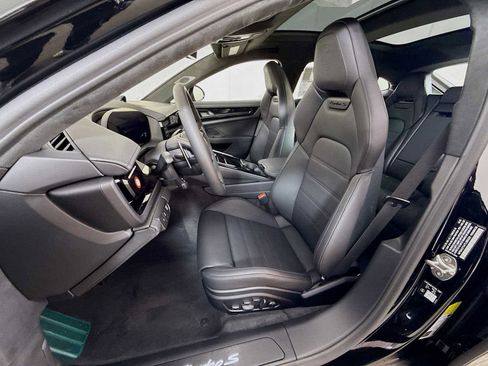 New 2026 Porsche Panamera Turbo S image 5
