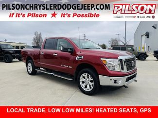 Used 2017 Nissan Titan SV video 1