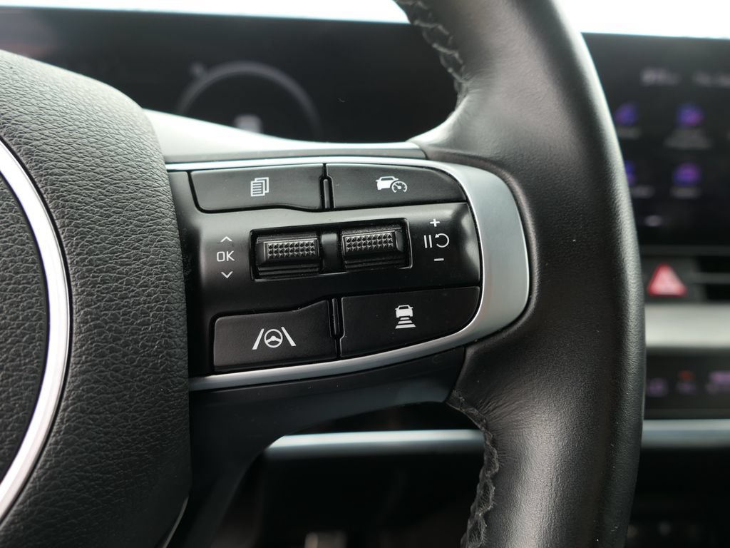 Used 2023 Kia Sportage X-Pro AWD/4WD image 12