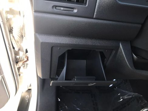 Used 2012 Jeep Liberty Sport AWD/4WD image 27