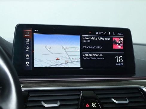 Used 2023 BMW 540i xDrive AWD/4WD image 26