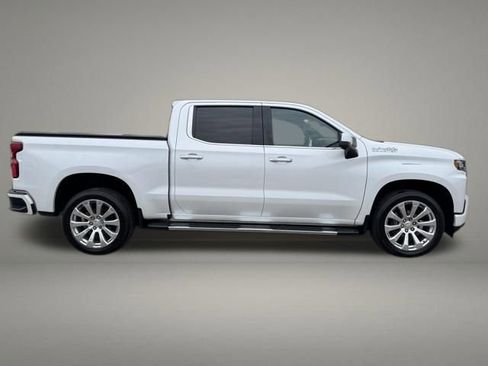 Used 2021 Chevrolet Silverado 1500 High Country w/ Technology Package AWD/4WD image 6