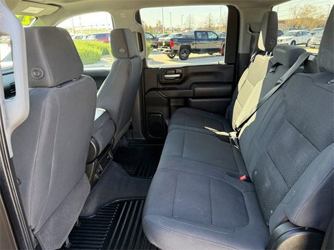 Used 2021 Chevrolet Silverado 2500 Custom w/ Custom Value Package image 11