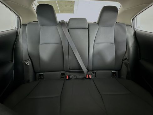 Used 2021 Toyota Corolla LE FWD image 29