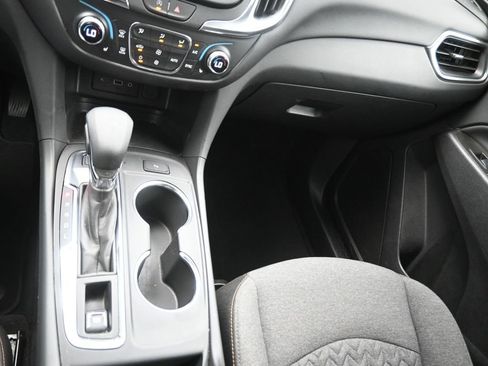 Used 2024 Chevrolet Equinox LT image 9