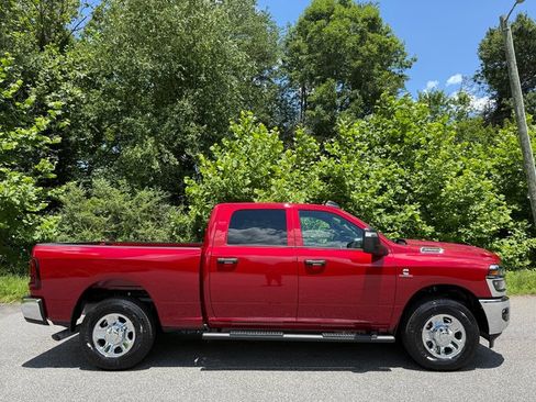 Used 2025 RAM 2500 Tradesman RWD image 5