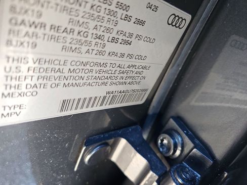 Certified 2025 Audi Q5 Premium w/ Convenience Package AWD/4WD image 14