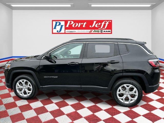 Certified 2024 Jeep Compass Latitude AWD/4WD image 6