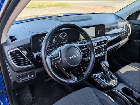 Used 2024 Kia Seltos S AWD/4WD image 20