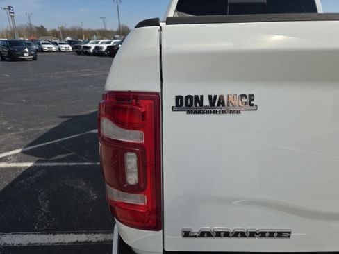 Used 2024 RAM 2500 Laramie AWD/4WD image 36