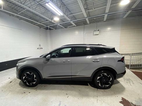 Used 2024 Kia Sportage SX AWD/4WD image 3