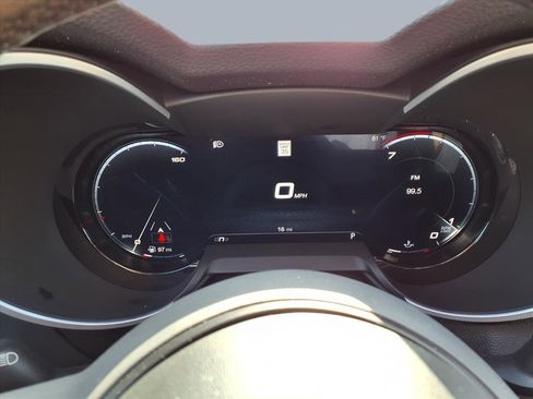 New 2025 Alfa Romeo Stelvio Sprint image 13