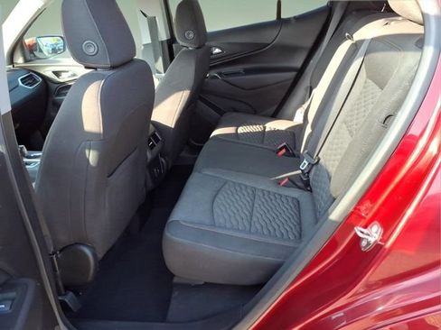 Used 2019 Chevrolet Equinox LT FWD image 12