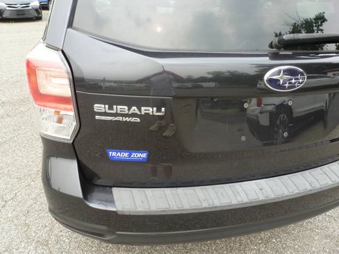 Used 2018 Subaru Forester 2.5i Premium w/ All-Weather Package AWD/4WD image 11