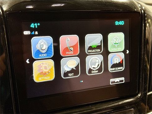 Used 2019 Chevrolet Traverse LT w/ LPO, Black Accent Package image 16