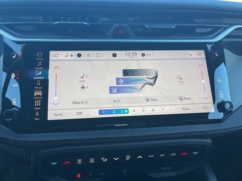 New 2026 Jeep Cherokee Limited image 23