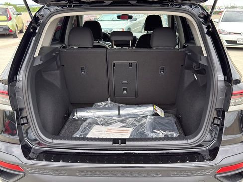 New 2026 Volkswagen Taos S FWD image 9