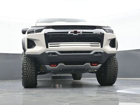 New 2026 Chevrolet Colorado ZR2 w/ Technology Package AWD/4WD image 54