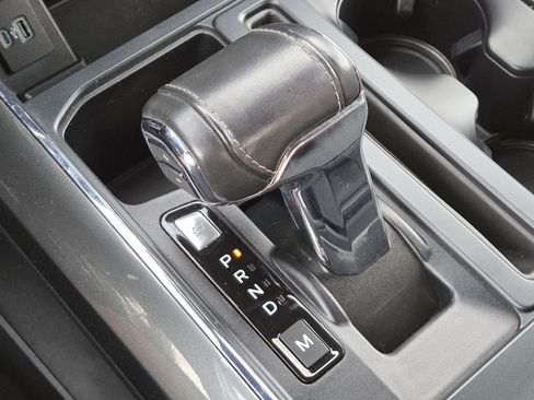 Used 2021 Ford F150 Lariat w/ Equipment Group 502A High image 35