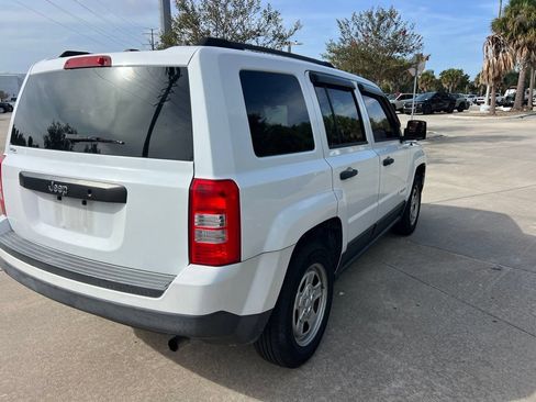 Used 2017 Jeep Patriot Sport FWD image 7