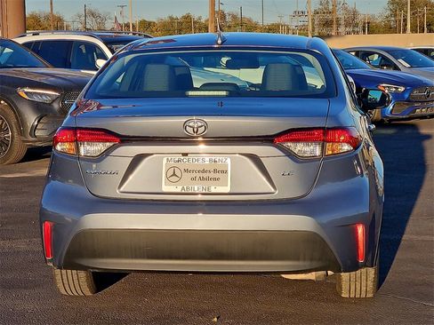 Used 2024 Toyota Corolla LE image 6
