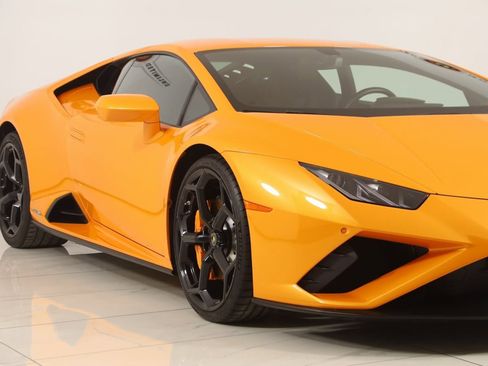 Used 2022 Lamborghini Huracan EVO image 59