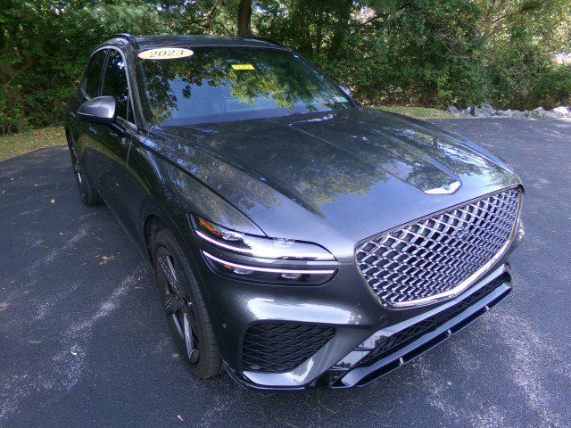 Used 2023 Genesis GV70 3.5T Sport w/ Sport Prestige Package AWD/4WD image 2
