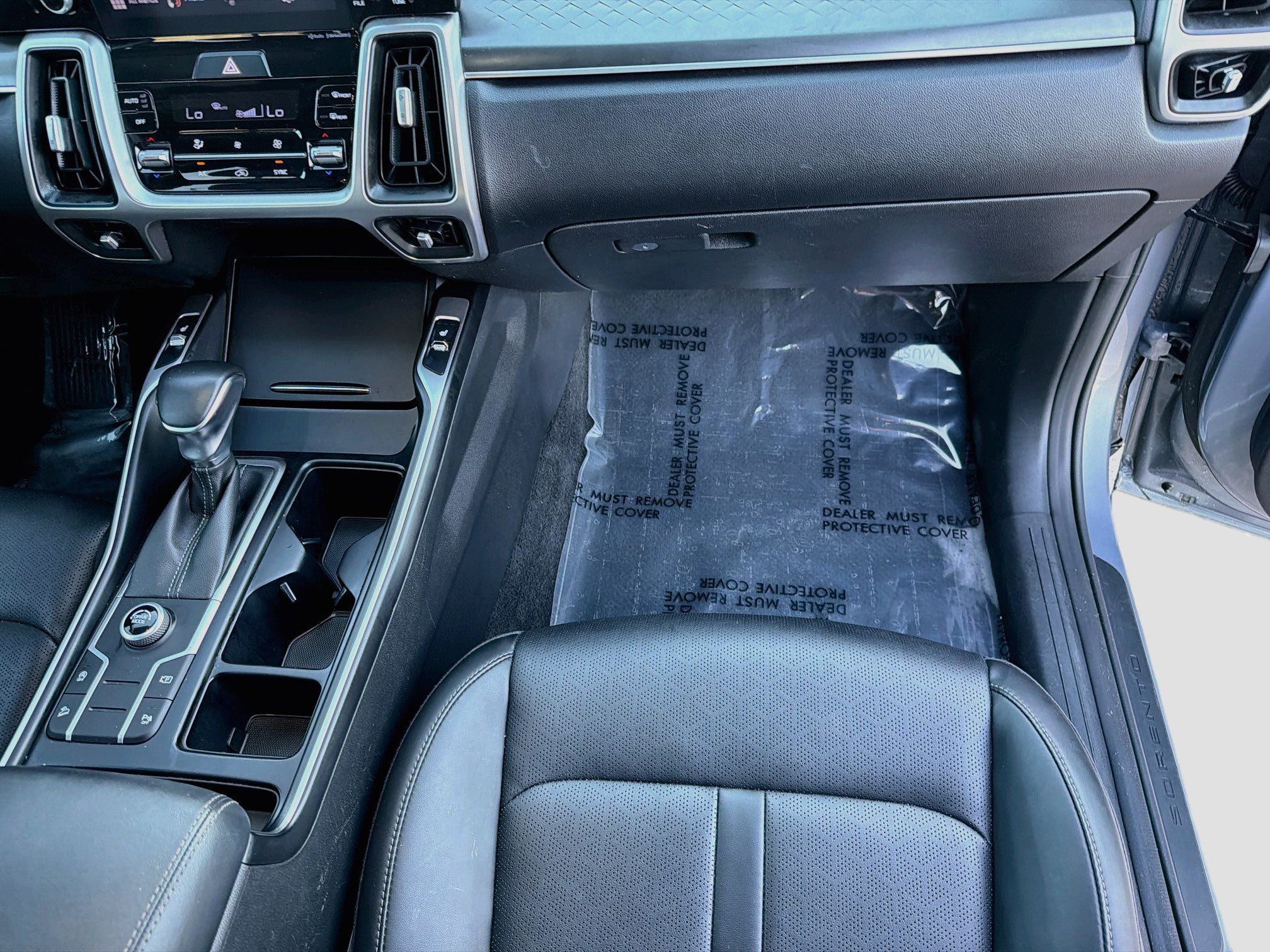 Used 2021 Kia Sorento S w/ Panoramic Sunroof Package FWD image 16