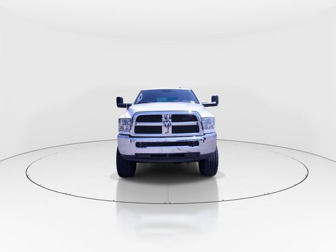 Used 2018 RAM 2500 Tradesman w/ Chrome Appearance Group AWD/4WD image 3