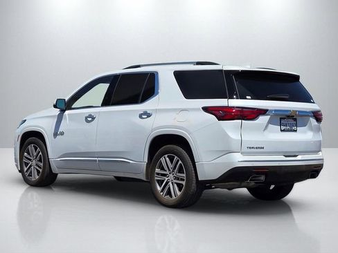 Used 2023 Chevrolet Traverse High Country w/ LPO, Floor Liner Package FWD image 6