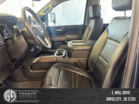 Used 2020 GMC Sierra 2500 Denali w/ Denali Ultimate Package AWD/4WD image 10