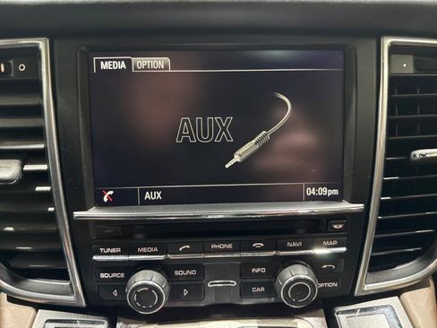 Used 2015 Porsche Panamera w/ Premium Package Plus image 82