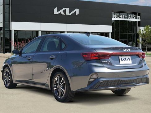 Certified 2024 Kia Forte LXS FWD image 4
