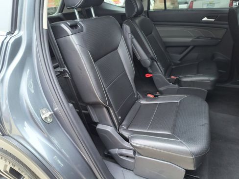 Used 2022 Volkswagen Atlas SE image 25